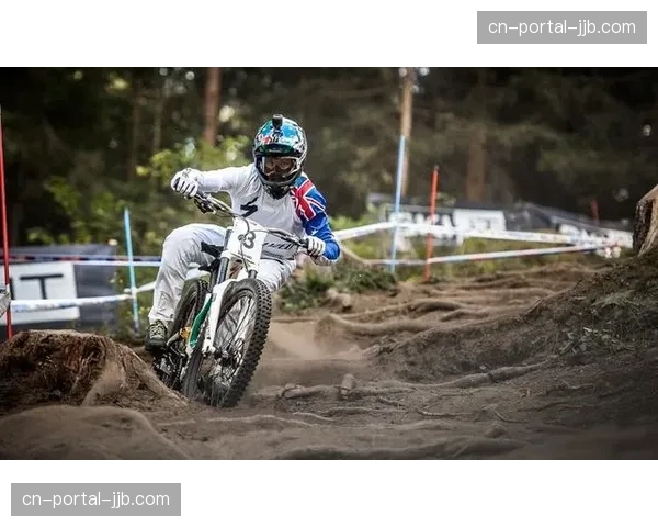 知名速降车手训练中受伤，预计缺席赛季初比赛